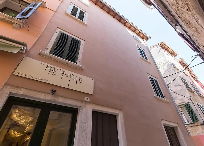 Tre Porte Ρόβινι